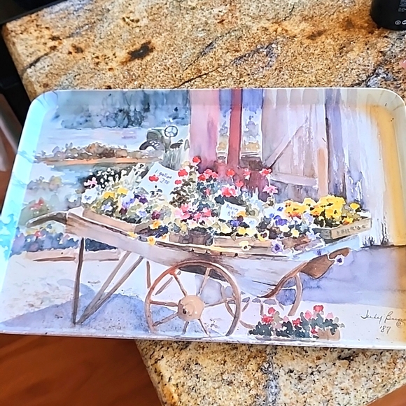 Breakfast tray with Judy Buswell watercolors - Picture 1 of 3